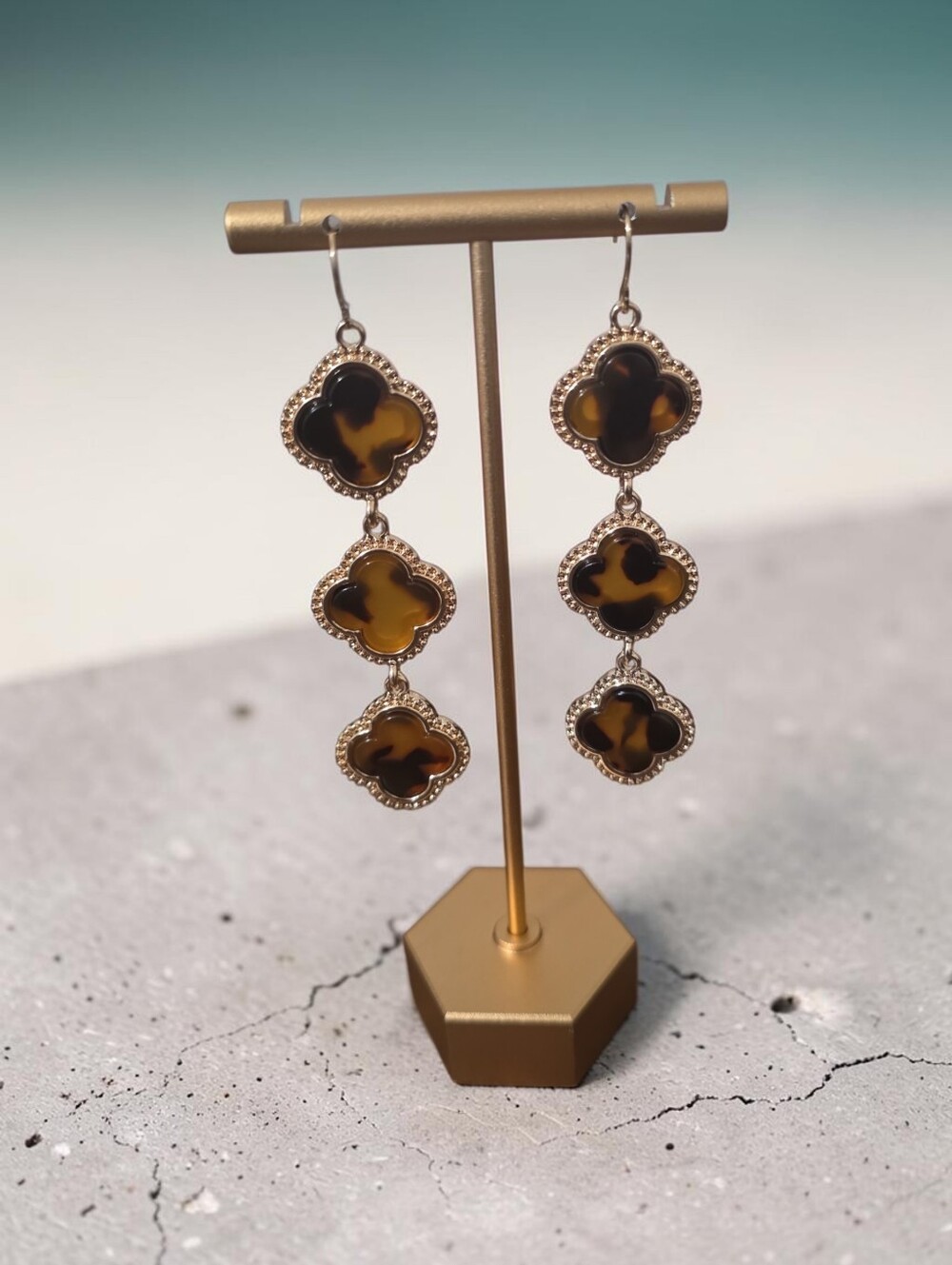 S.B Nwt Gold-Tone Tortoiseshell Clover Drop Earrings - Women Jewelry